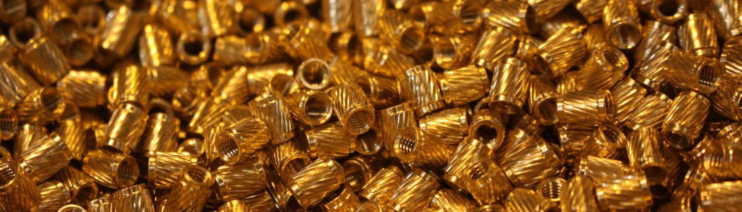 Injection moulding threaded inserts Injection moulding threaded inserts